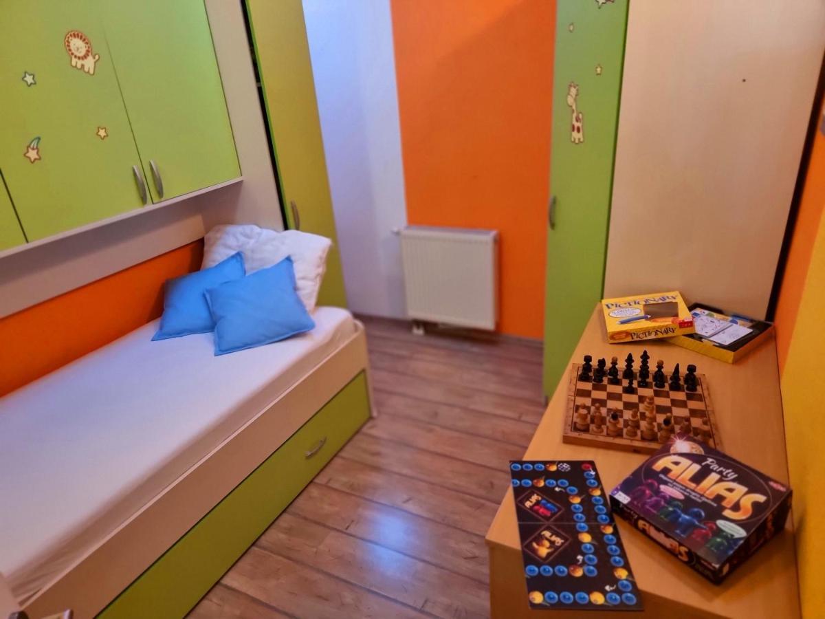 Guest House Klara Solin Ngoại thất bức ảnh