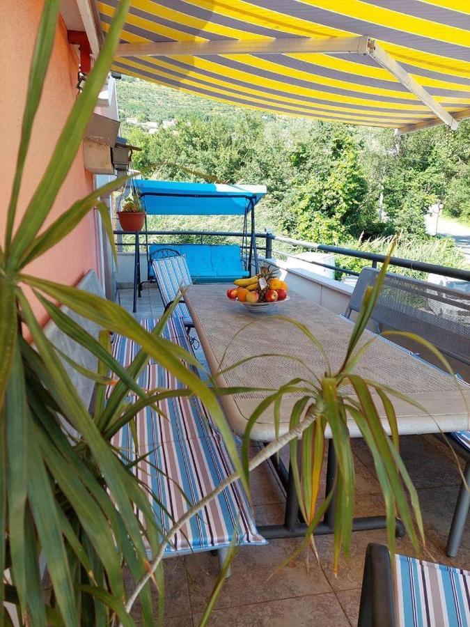 Guest House Klara Solin Ngoại thất bức ảnh